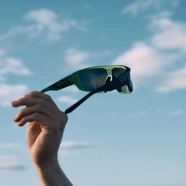 Dragon Chasm - Black Icon Green/LL Smoke