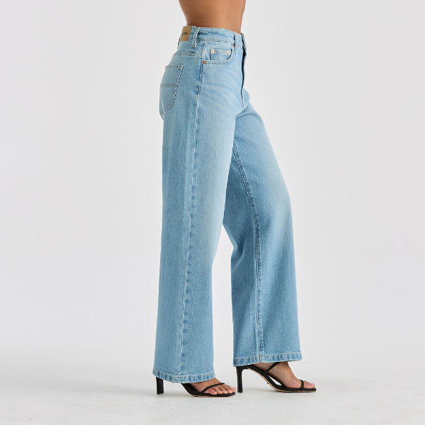 riders hi wide jean in faded blue 