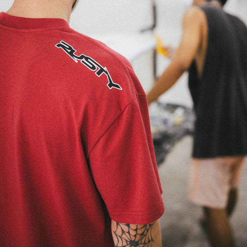 Rusty Razor Cropped Fit Tee - Vintage Red