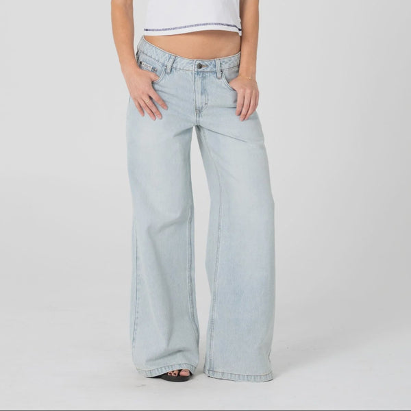 Rusty Wendy Wide Low Rise Jean 2.0 - Worn Out