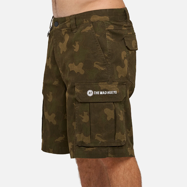 The Mad Hueys Snagged Camo 20' Cargo Short - Native Camo