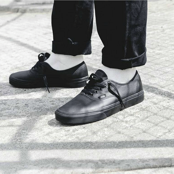 Vans authentic top leather black